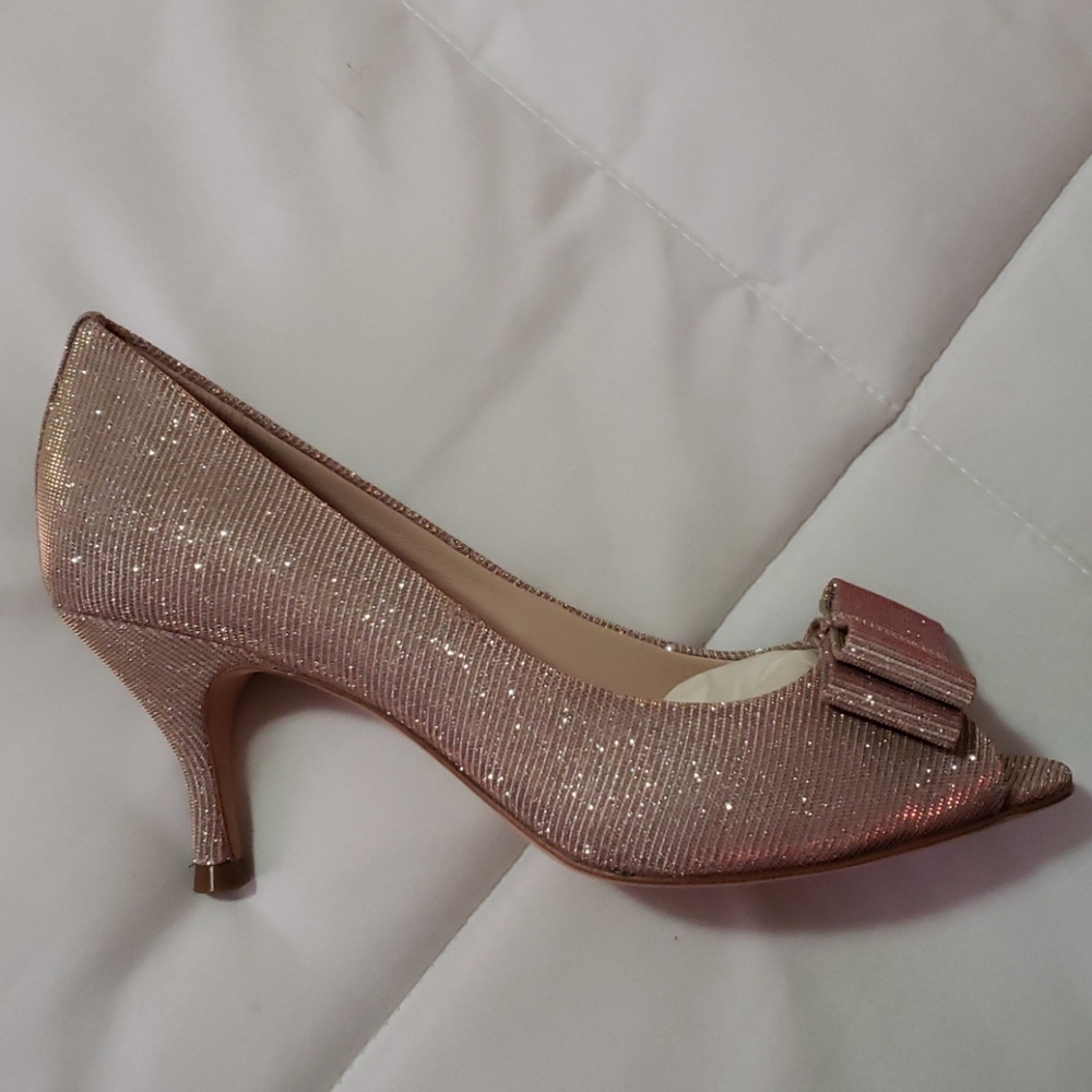 Kate Spade Bow Pumps - Picture 9 of 9
